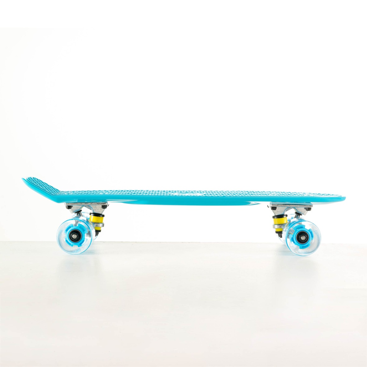 Skateboard Mini cruiser 22.5'' blue with LED wheels / complete set by Fish SCK Φωτογραφία 06